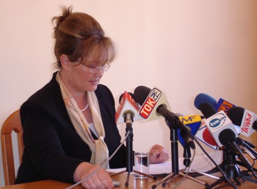Minister Anna Kalata wygłasza oświadczenie o złożonej dymisji